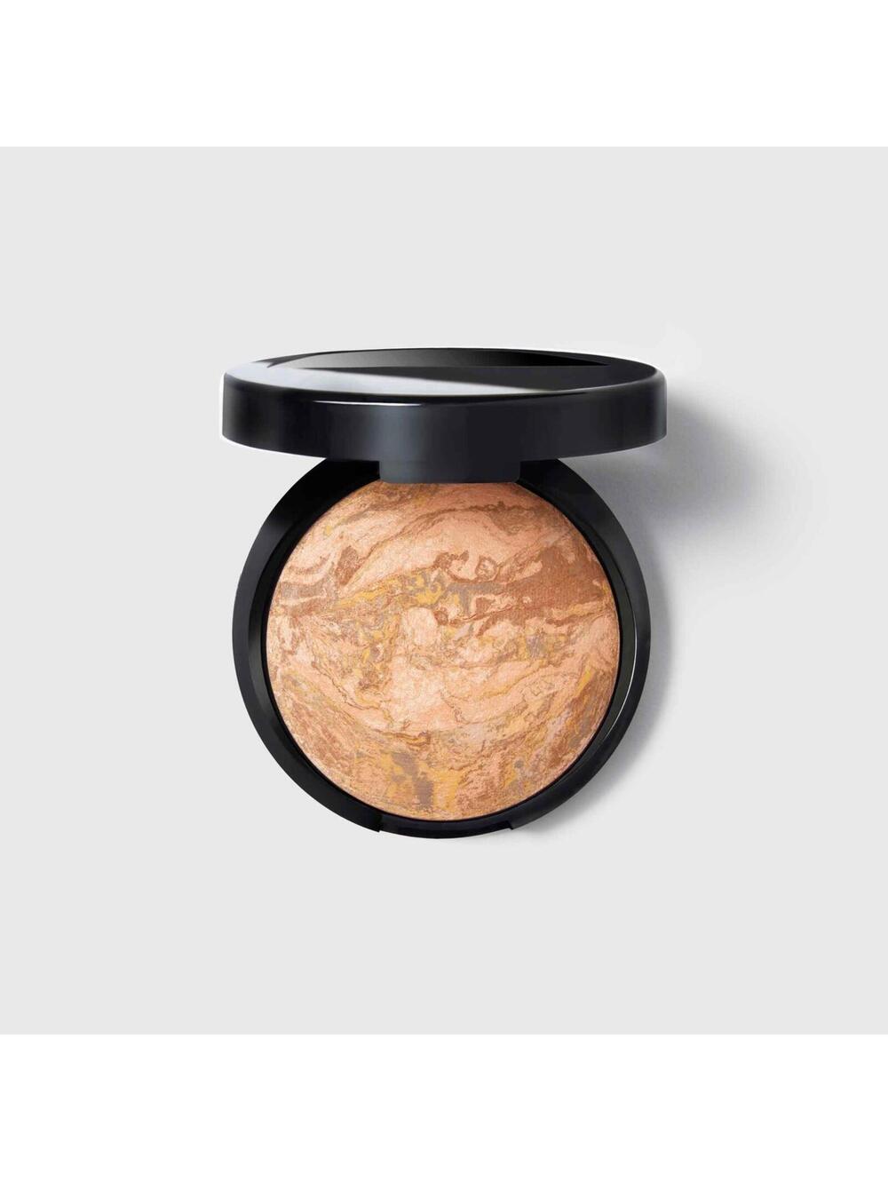 Laura Geller Baked Balance-n-Glow Illuminating Foundation (Shade-Medium)